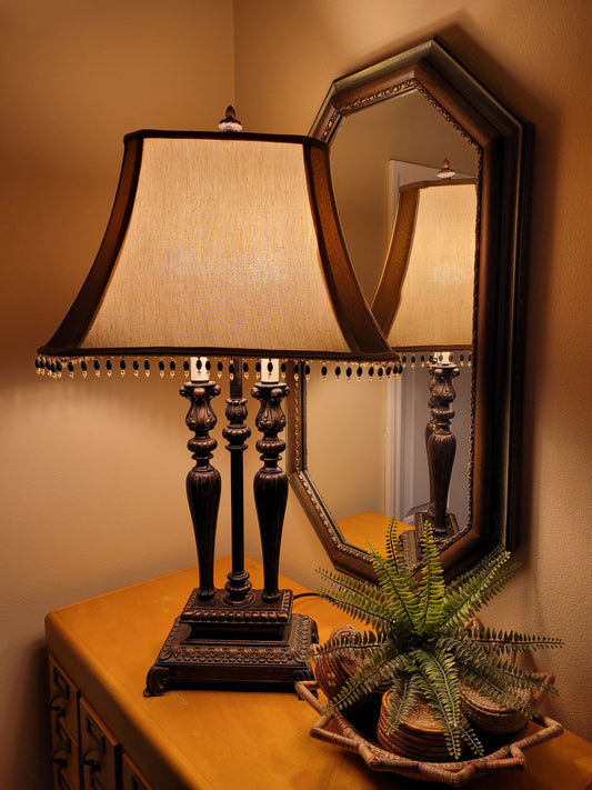 Pillar Lamp wih Spindled Base