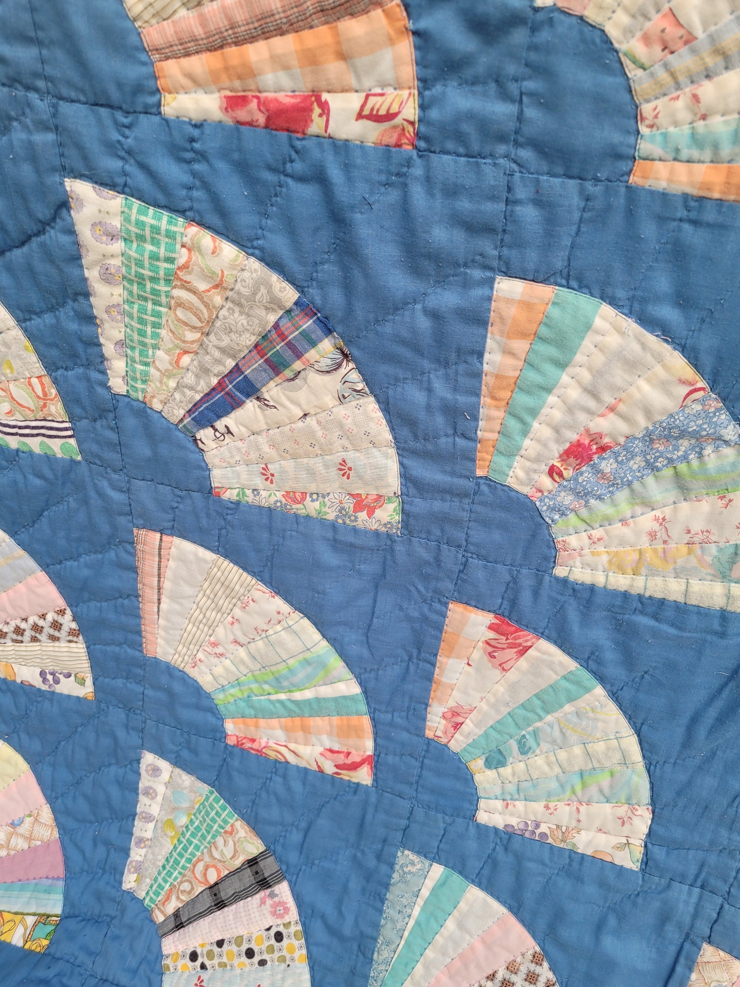 Vintage Hand-Quilted Fan Quilt