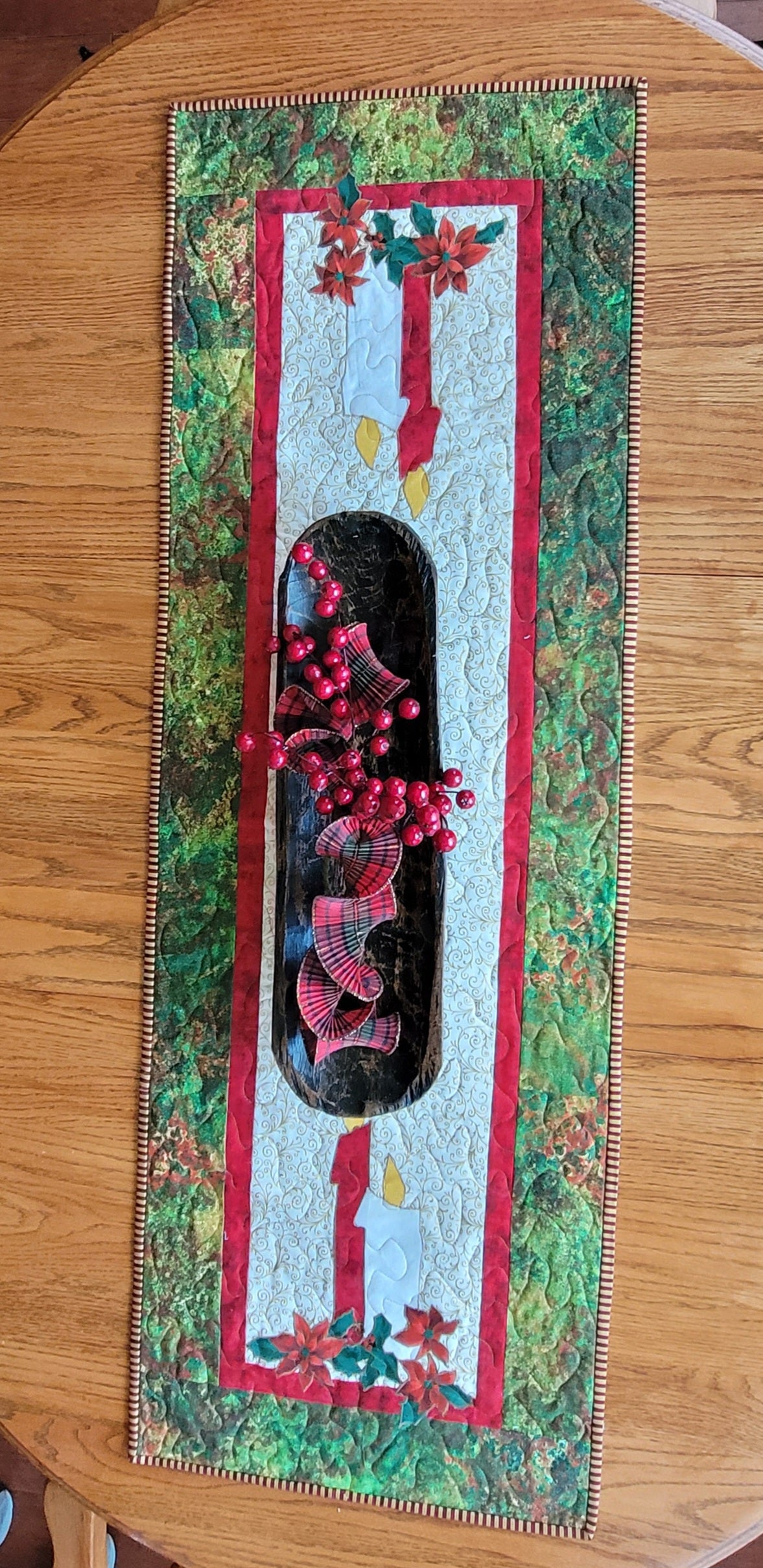 Christmas Candle Table Runner
