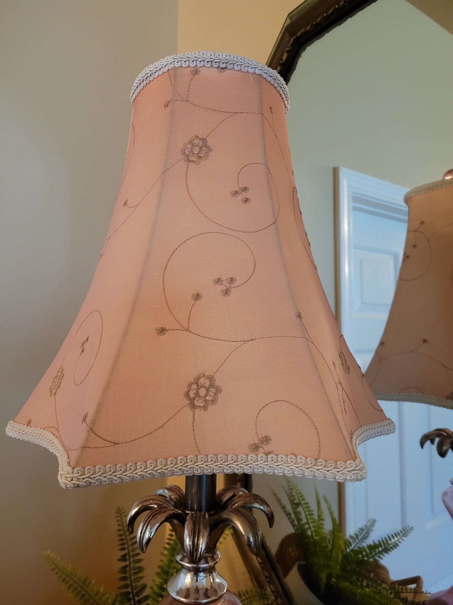 Vintage Pink Glass Table Lamp