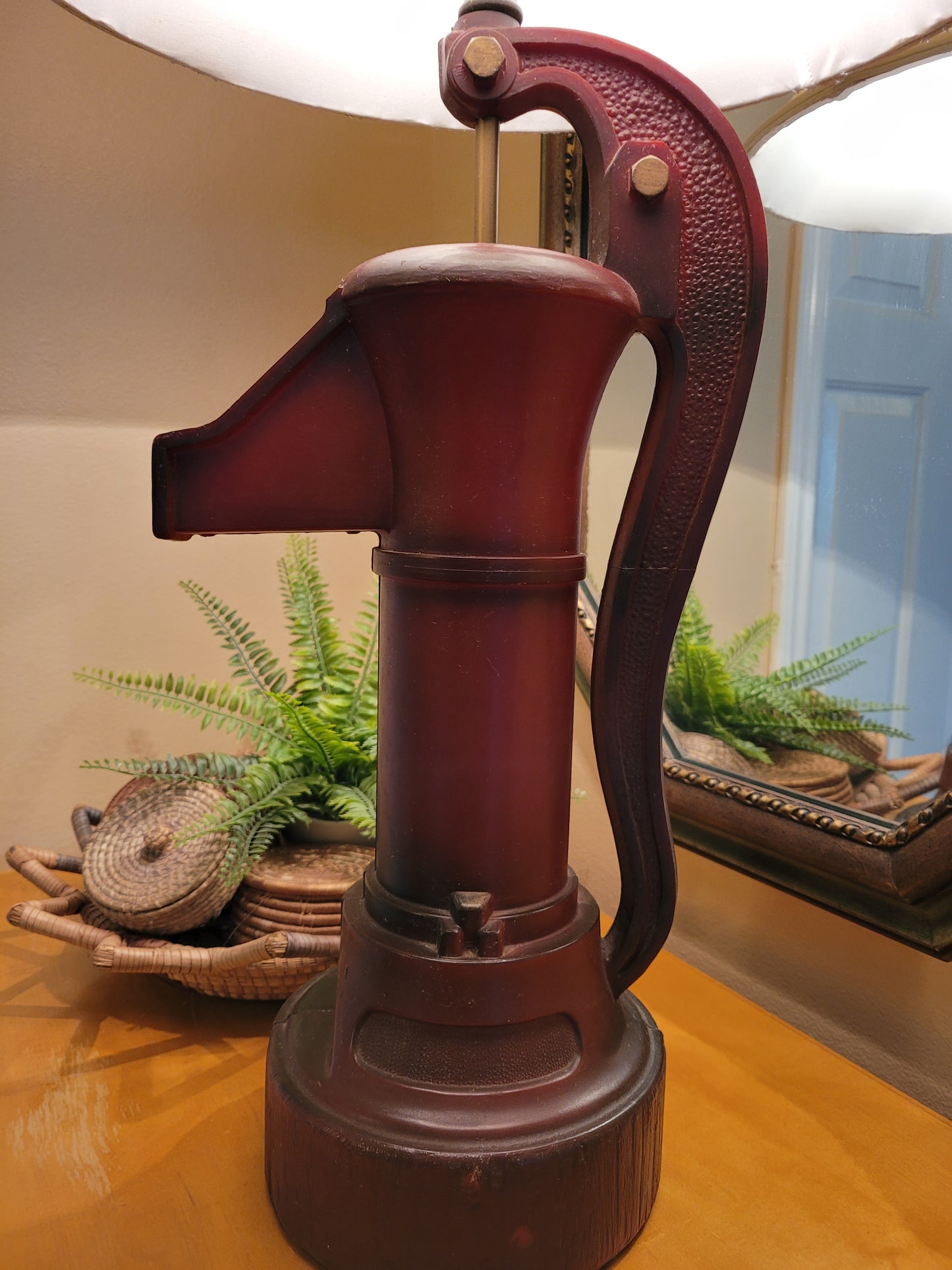 Vintage Water Well Hand Pump Lamp