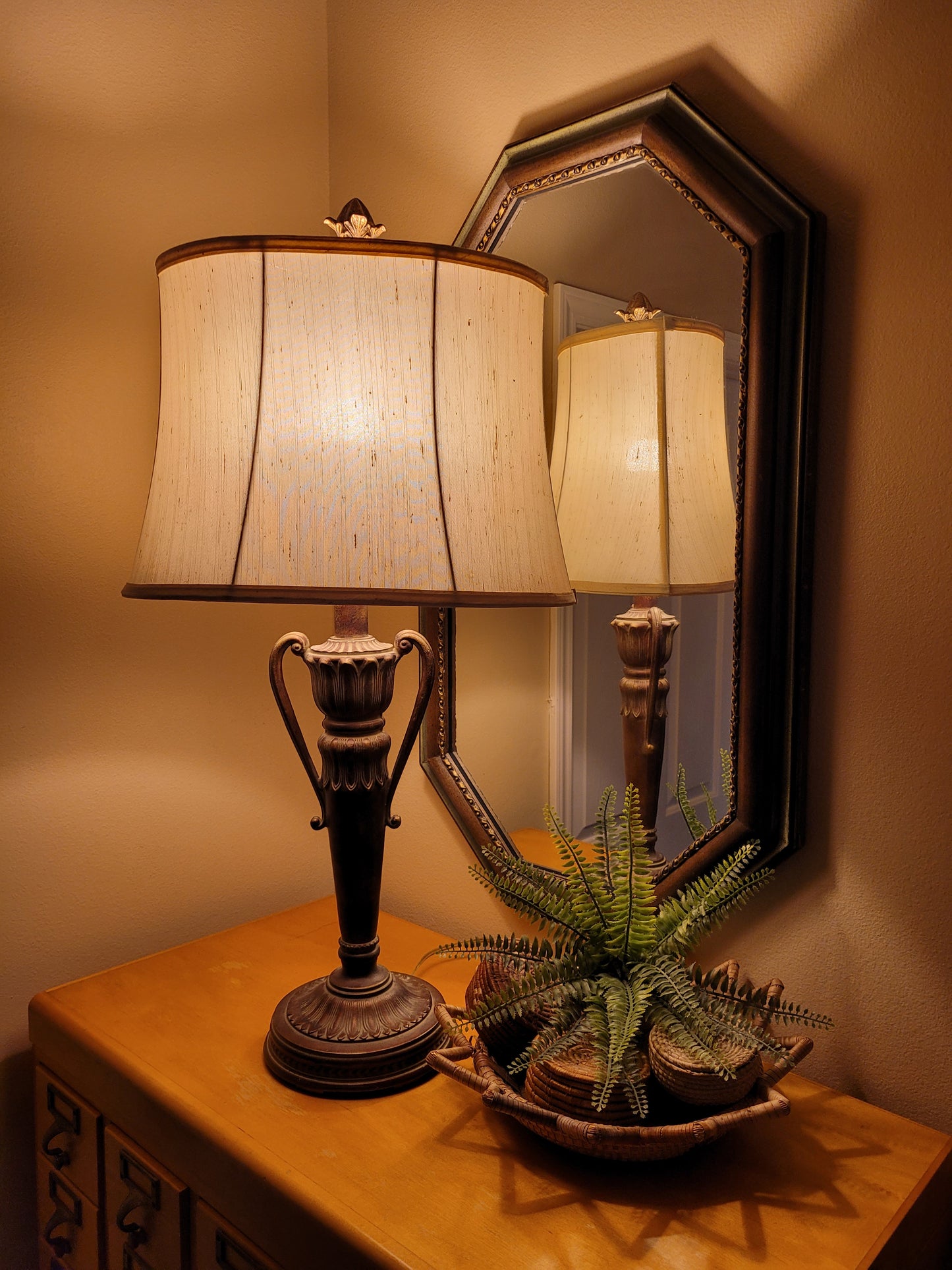 Cast Metal Pedestal Lamp