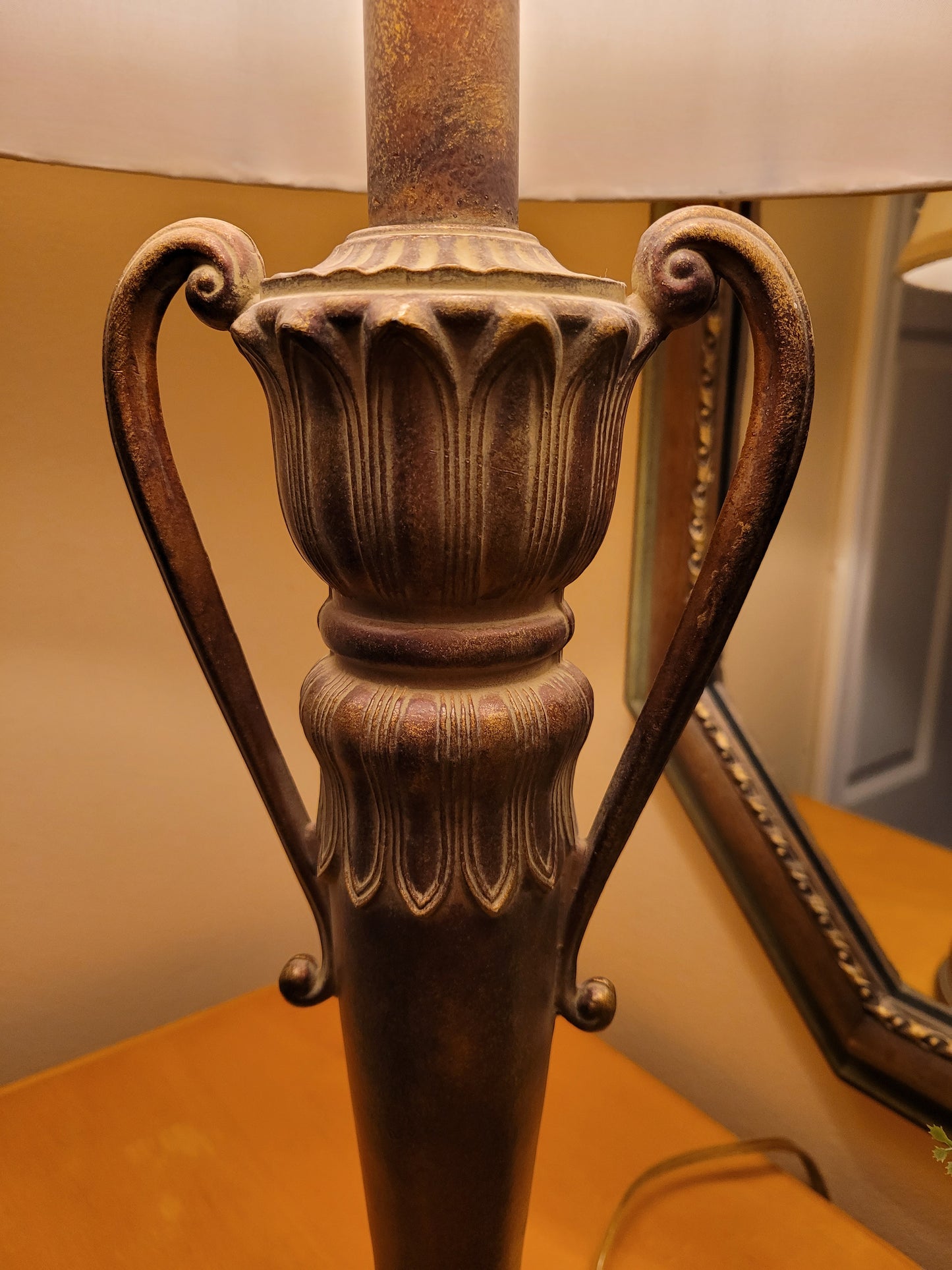 Cast Metal Pedestal Lamp