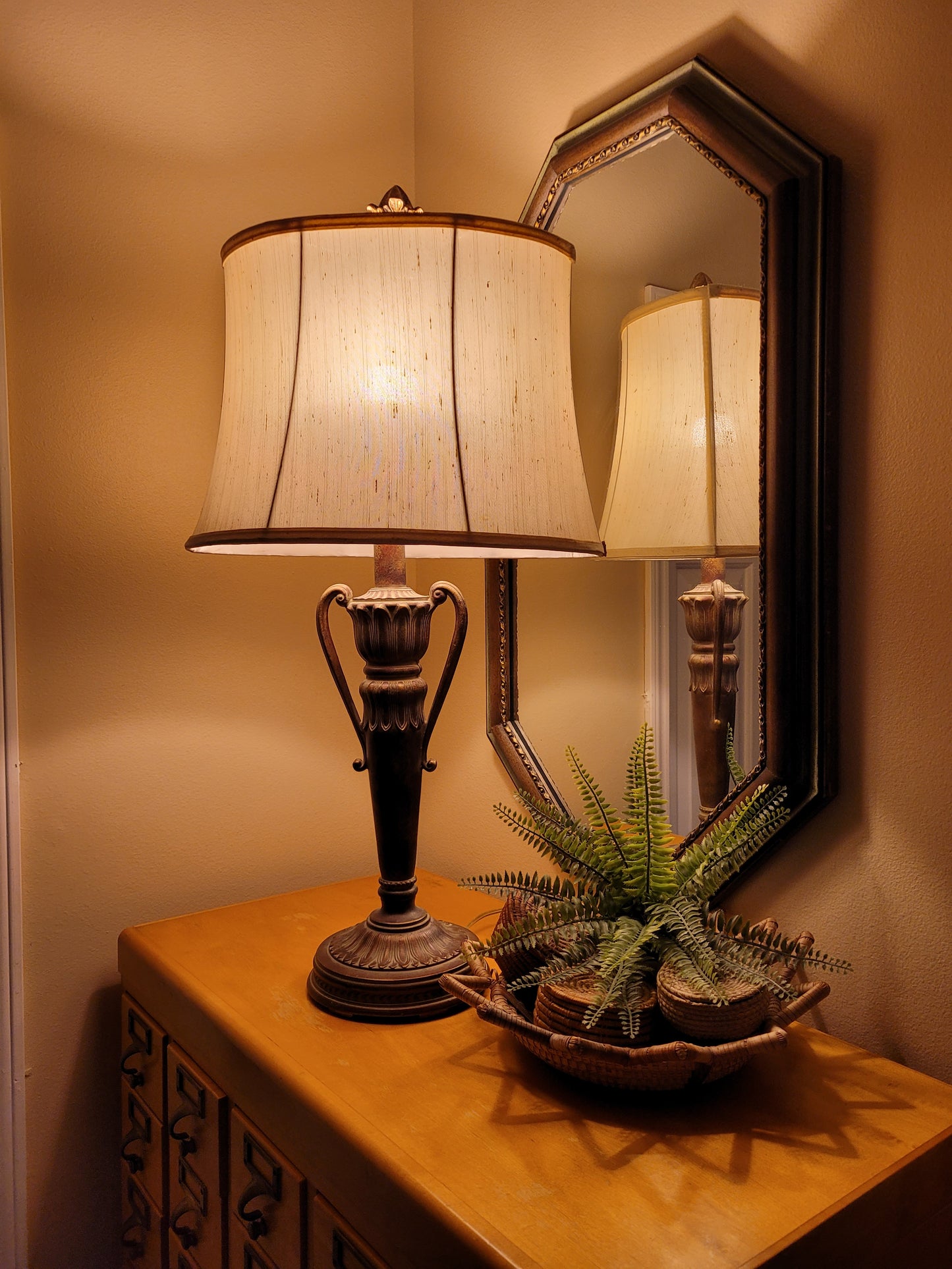 Cast Metal Pedestal Lamp