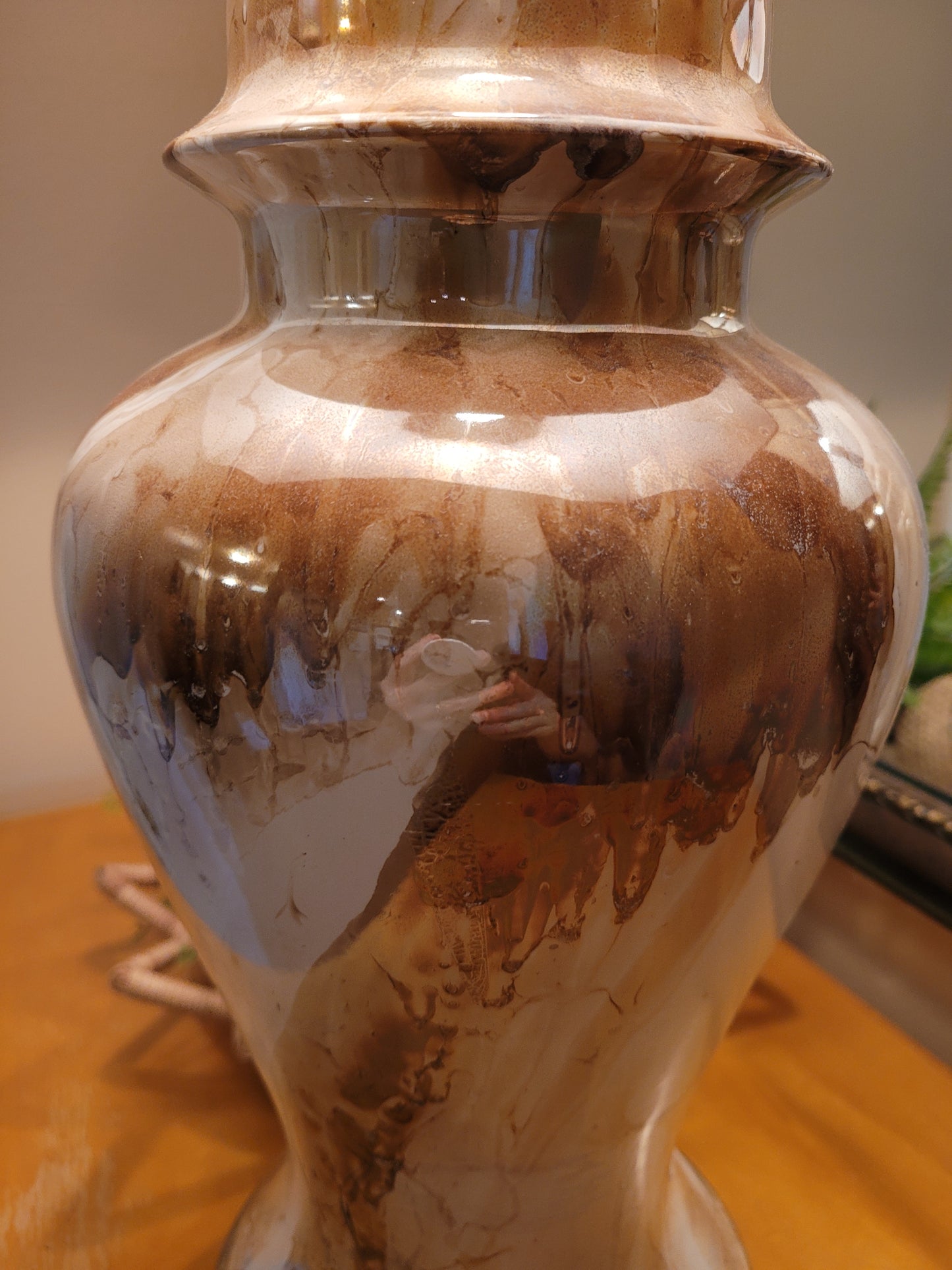 Vintage Lamp with Marbled Finish