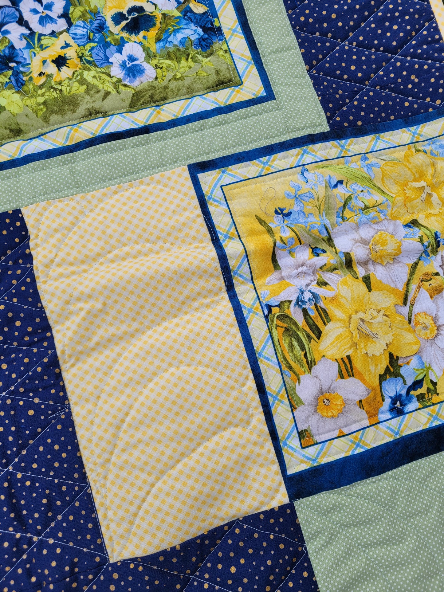 Handmade Daffodil Quilted Throw Blanket