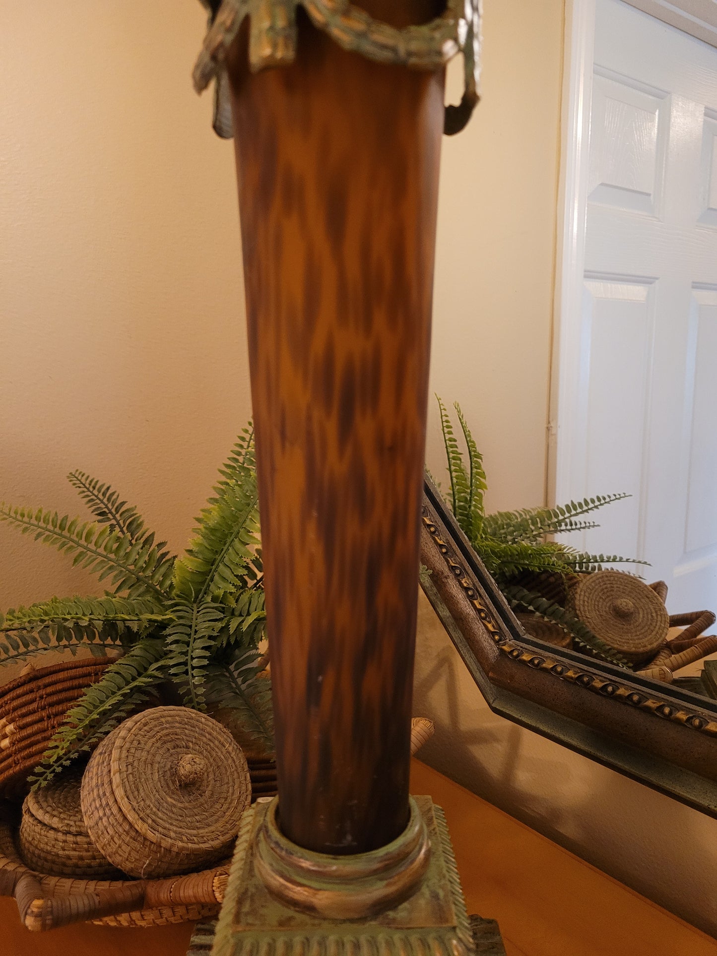 Vintage Torche' Console Lamp