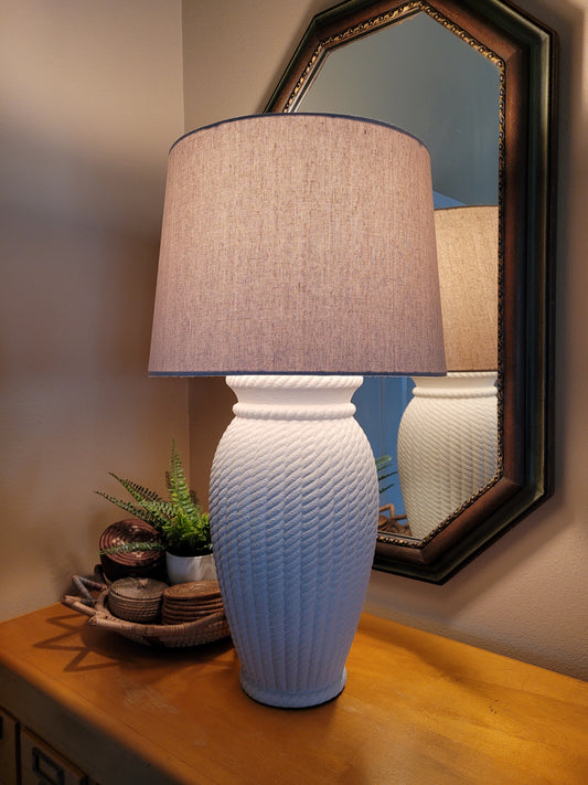 Vintage Ceramic Table Lamp