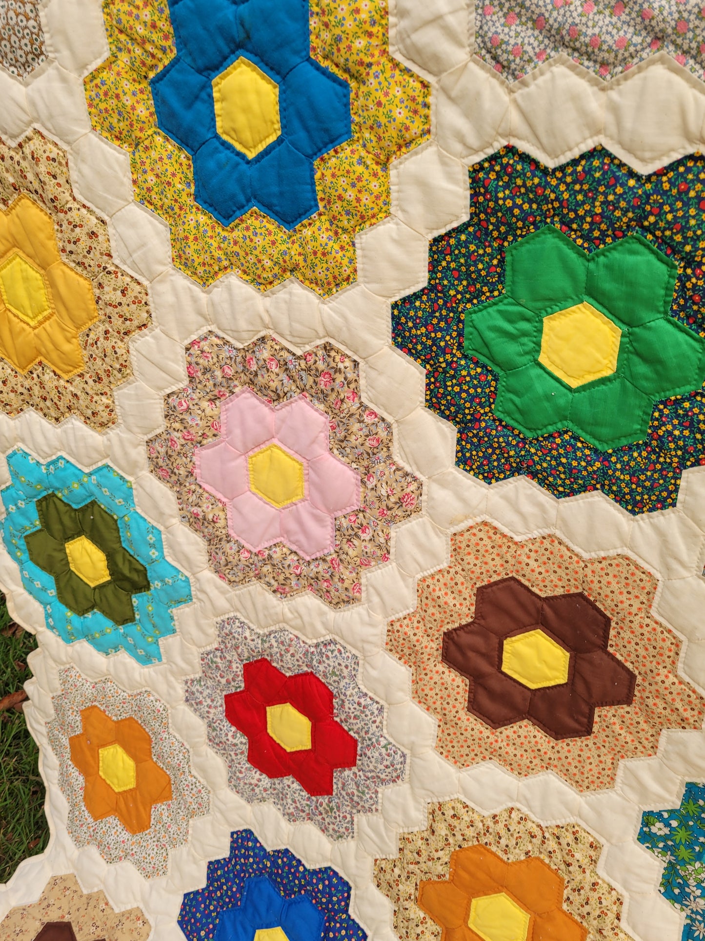 Vintage English Garden Quilt