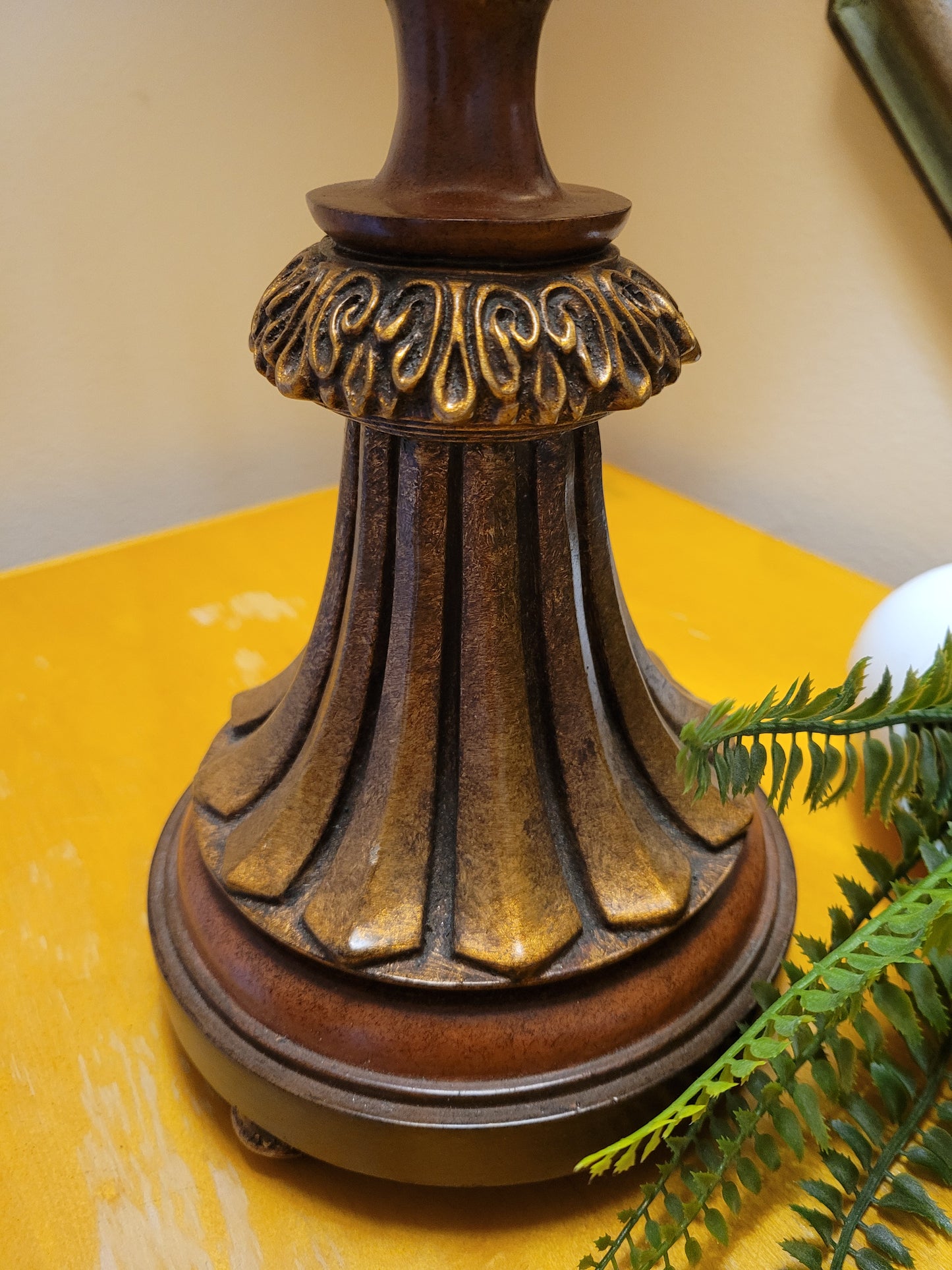 Vintage Console Lamp with Fringed Shade