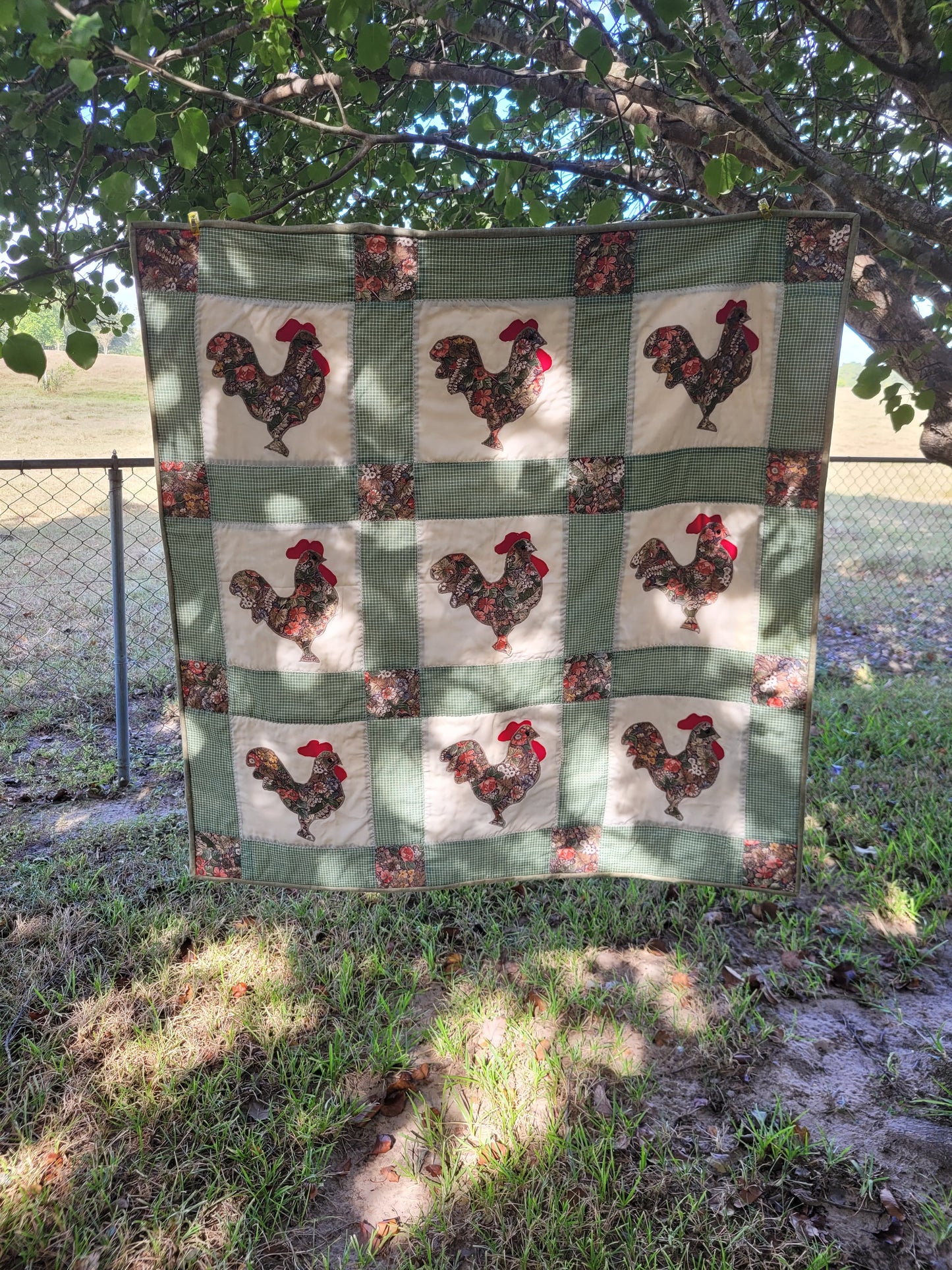 Vintage Style Chicken Quilt