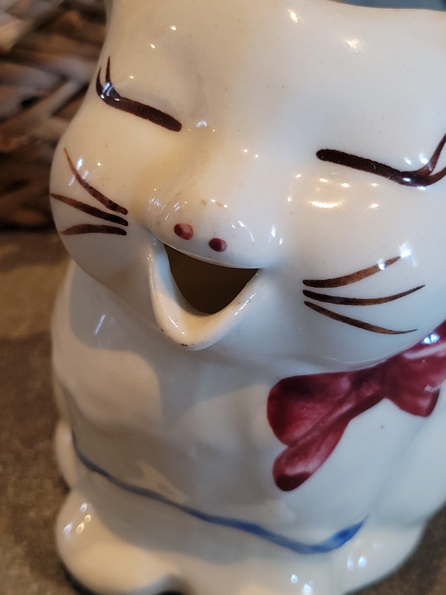 Vintage Shawnee "Puss n Boots" Creamer