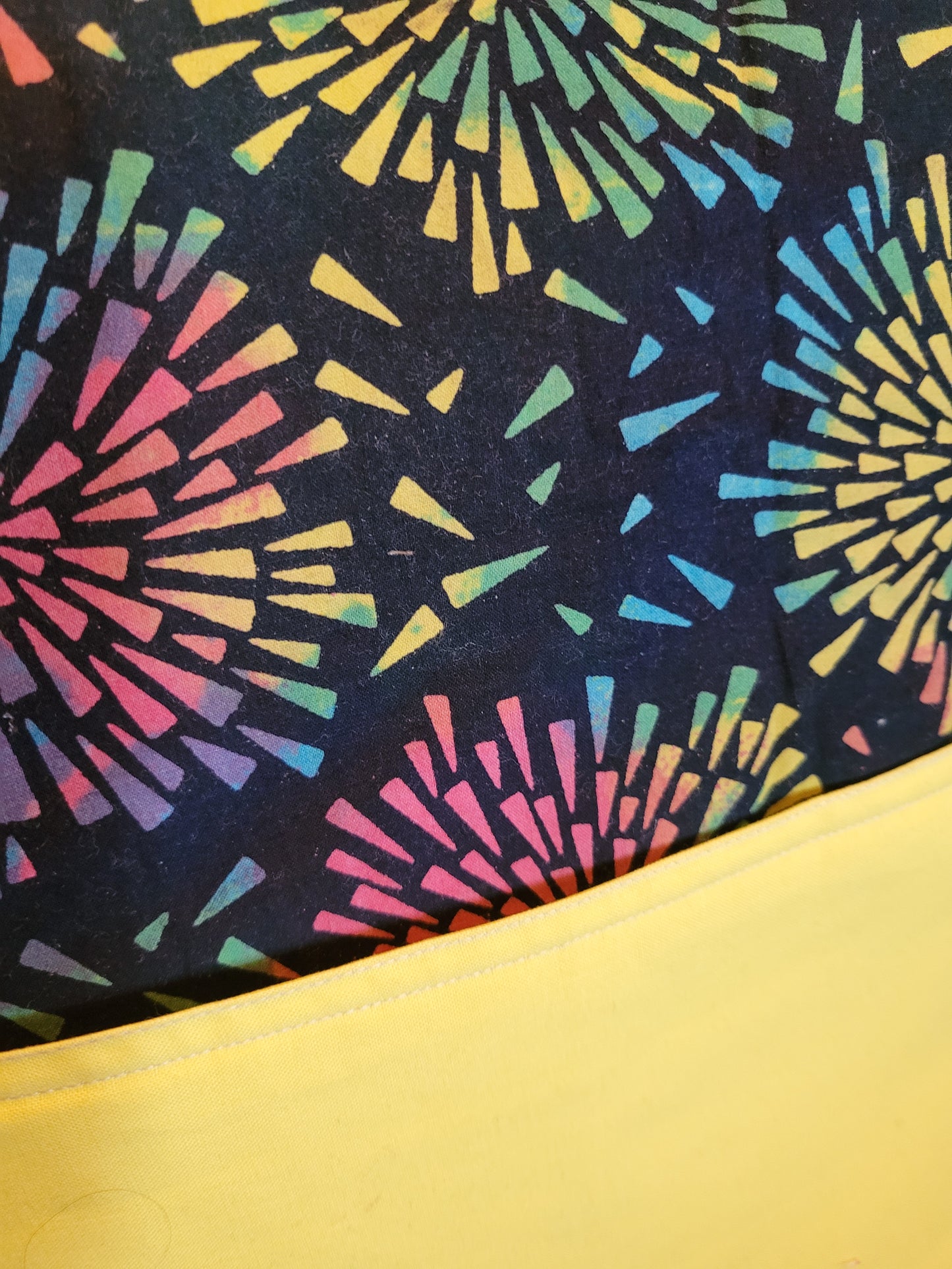 Multicolor Reading Pocket Pillow