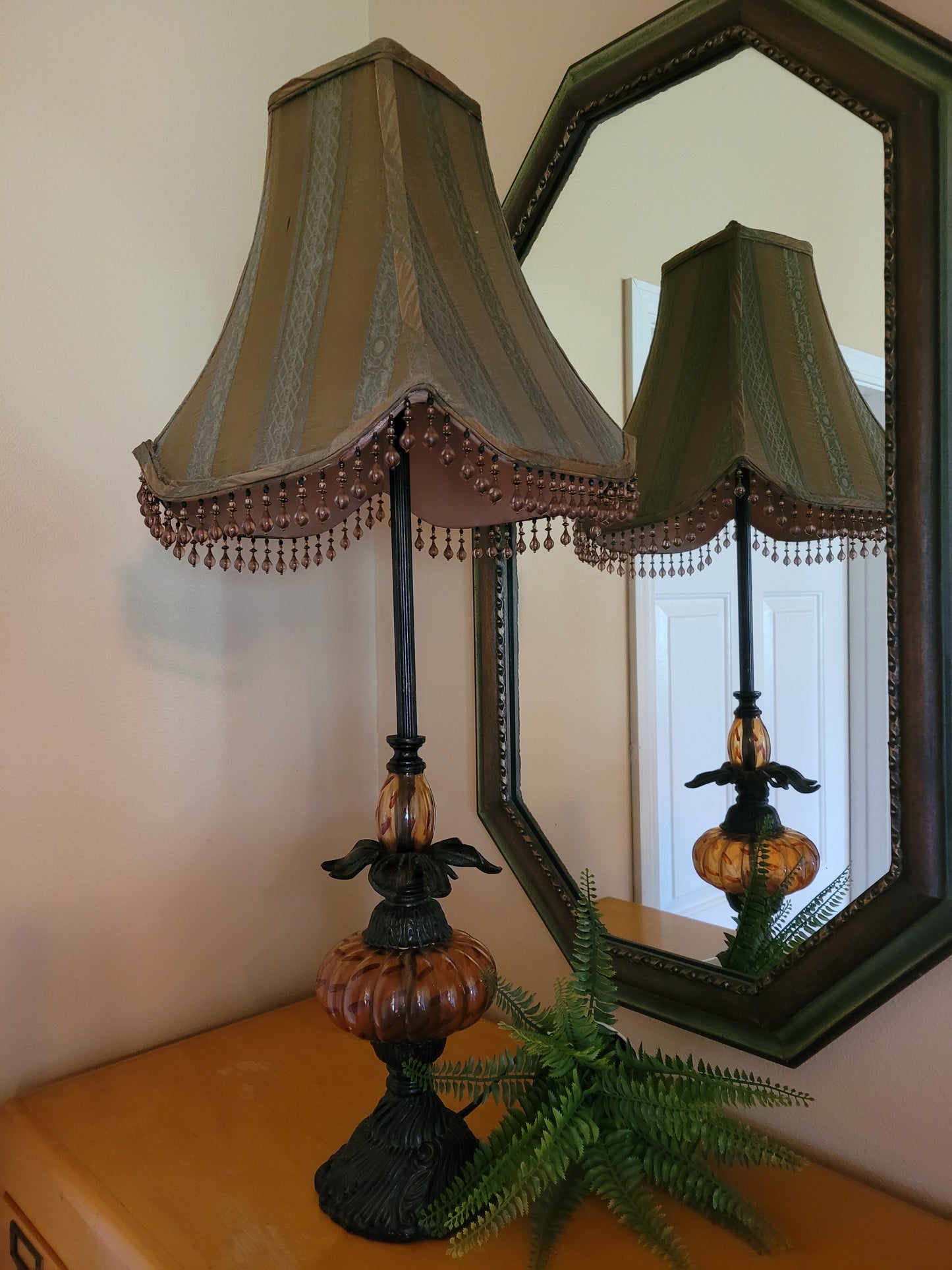 Vintage Amber Glass Console Lamp
