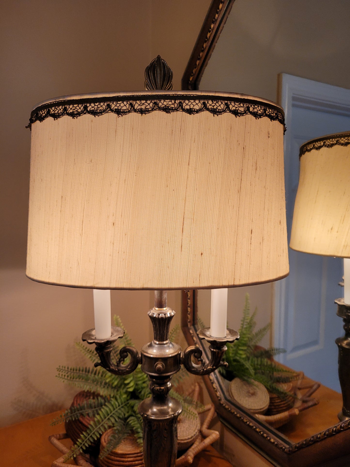 Vintage Brass Bouillette Lamp