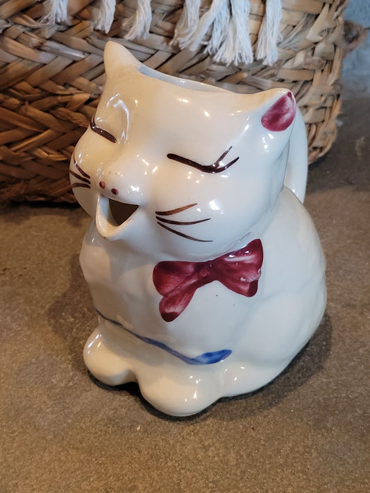 Vintage Shawnee "Puss n Boots" Creamer