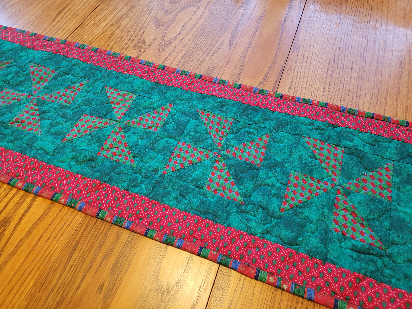 Christmas Table Runner