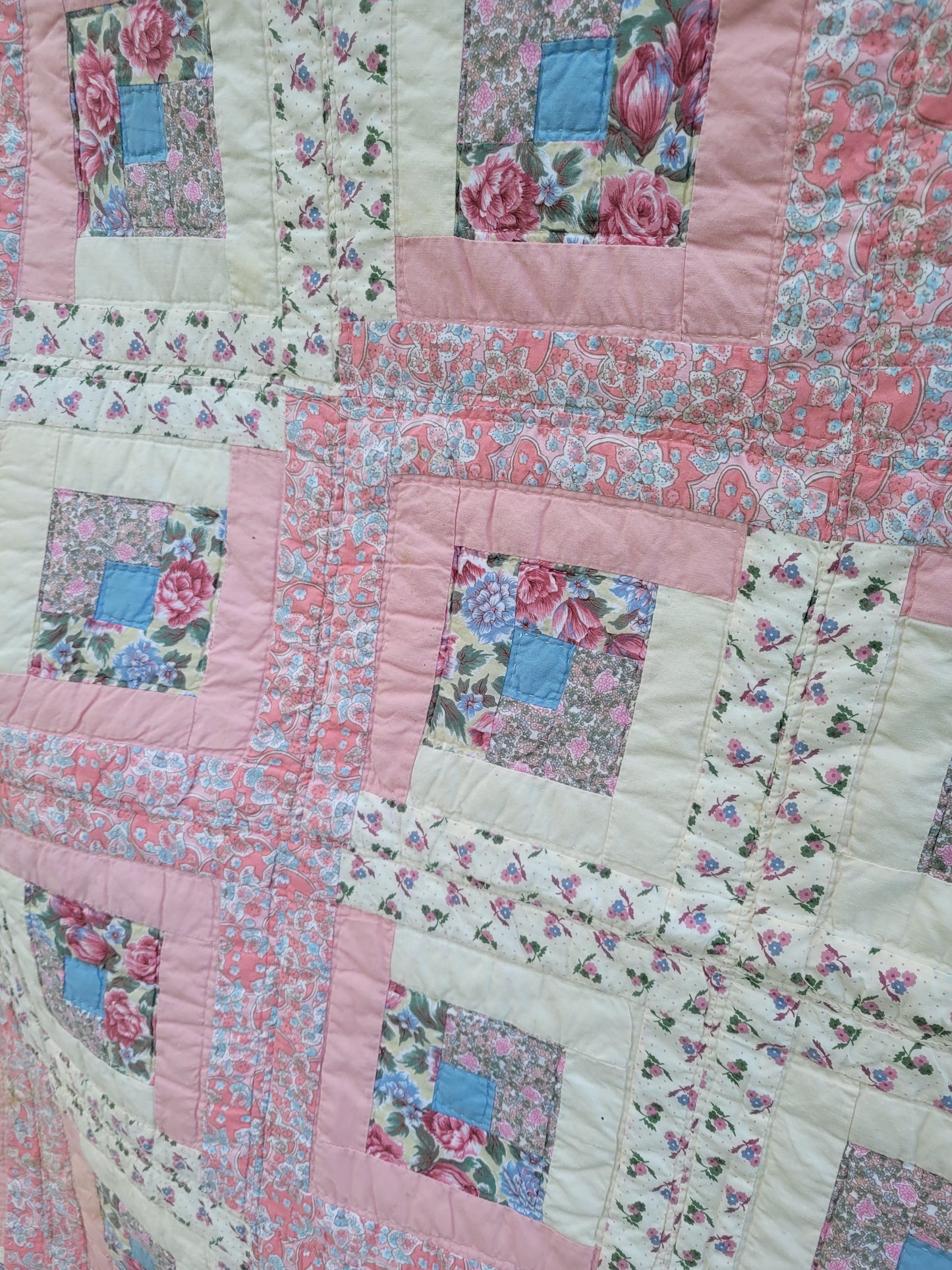 Vintage Hand-Quilted Log Cabin Quilt