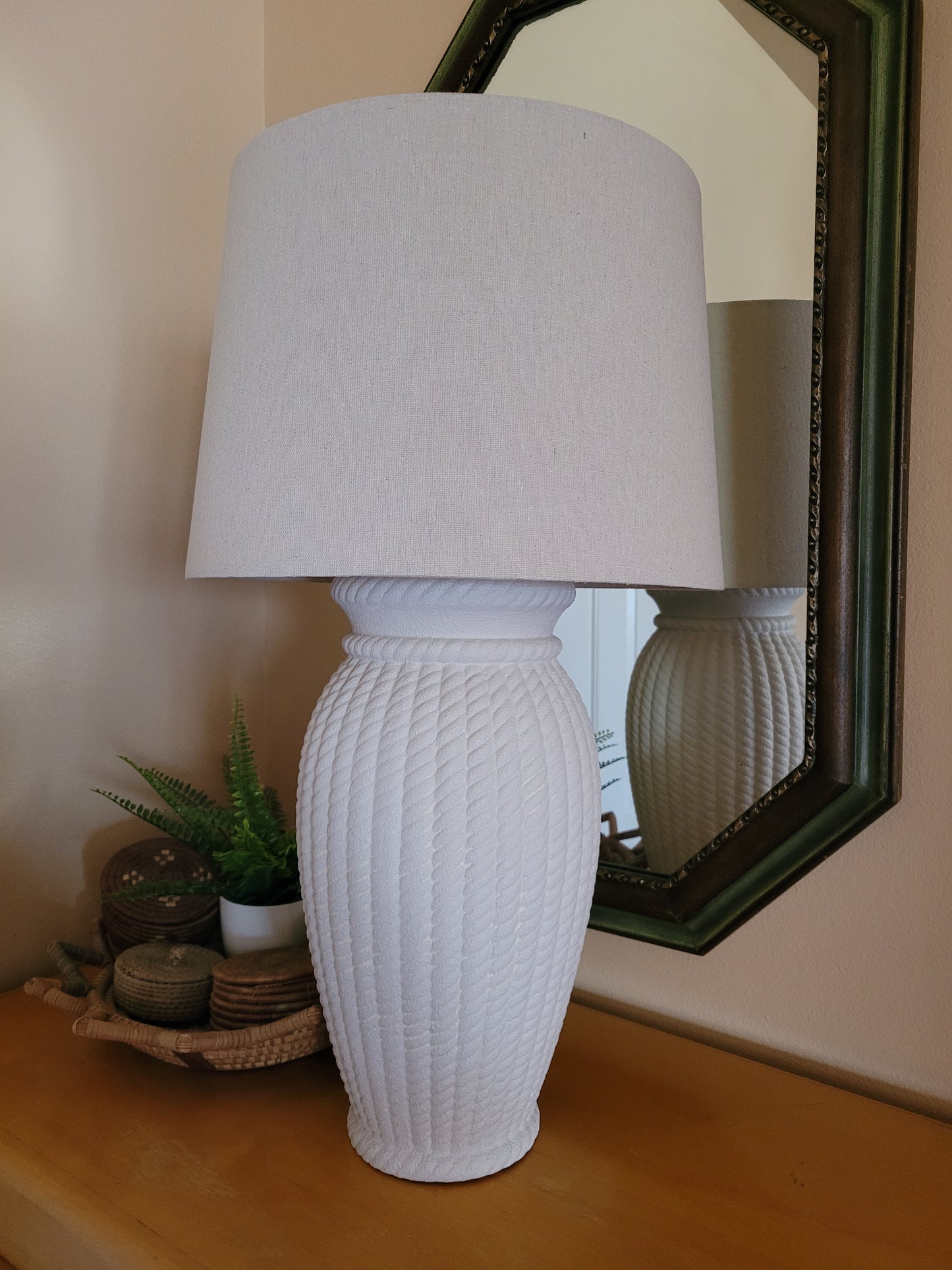 Vintage Ceramic Table Lamp