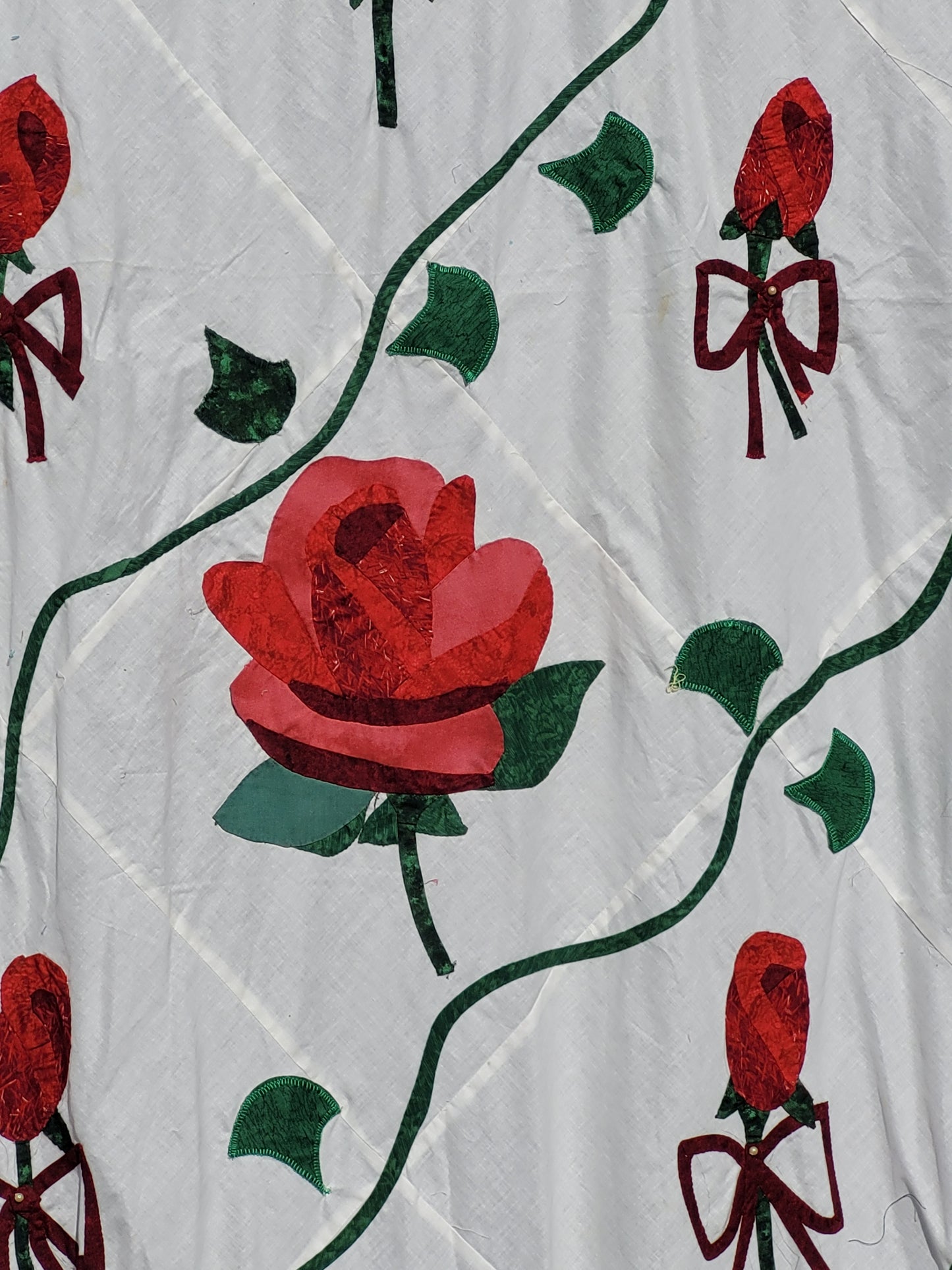 Vintage Appliqued Rose Quilt Top