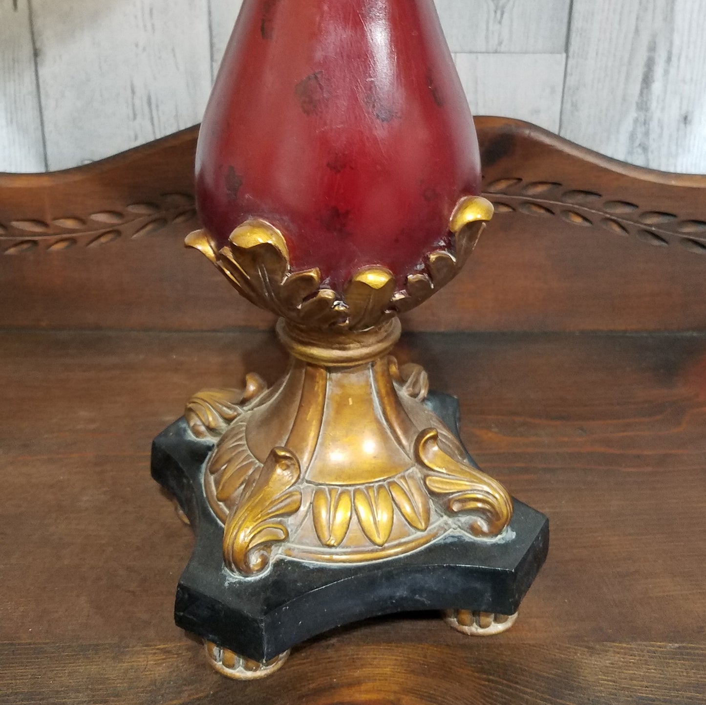 Urn Style Lamp