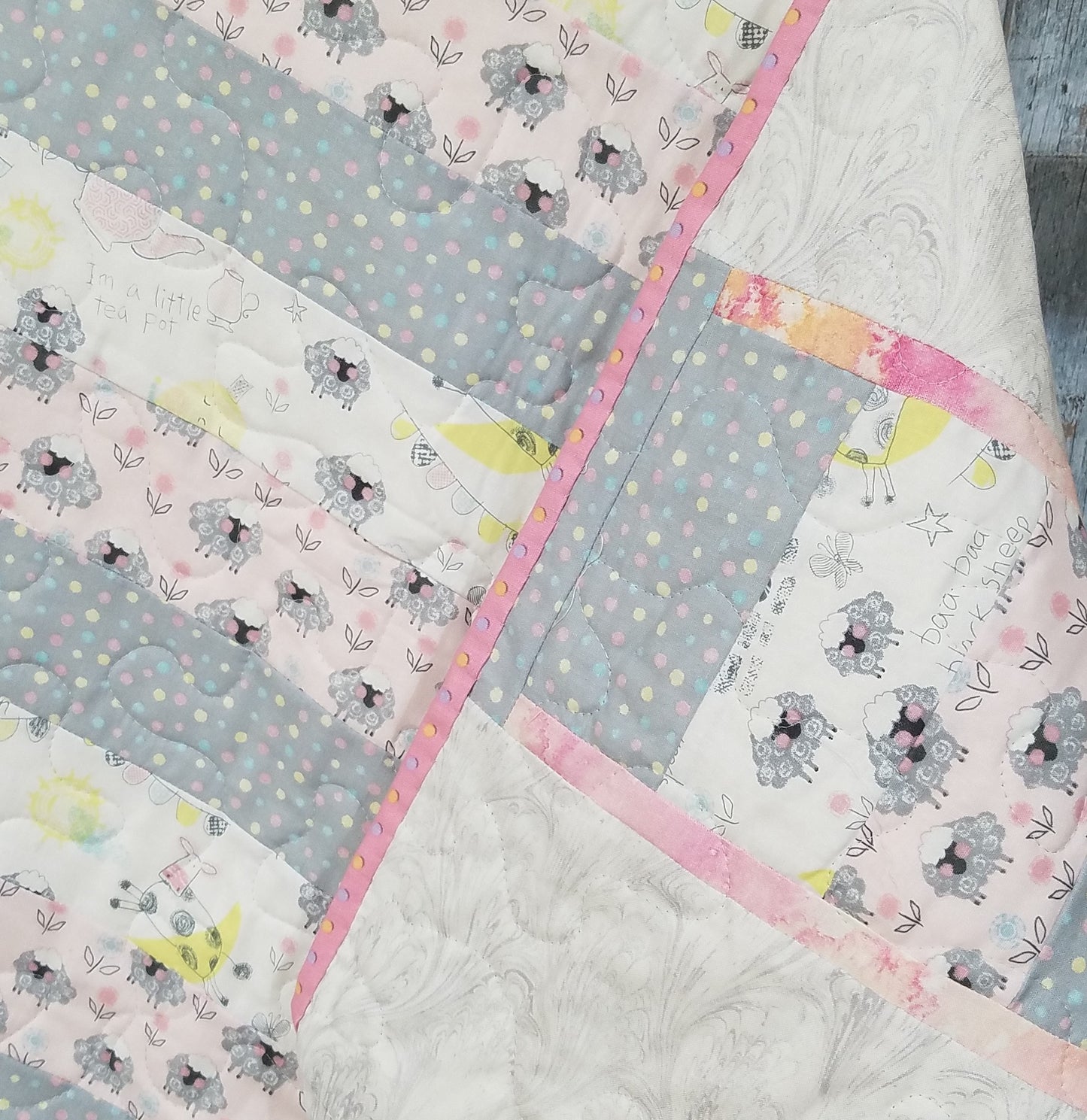 New! Reversible Baa Baa Black Sheep Quilt